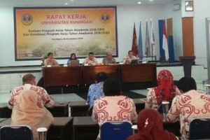 Rapat Kerja Uniku.
